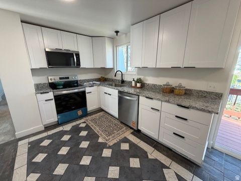 Tiny photo for 9587 S 1040 E, Sandy, UT 84094 (MLS # 2139006)