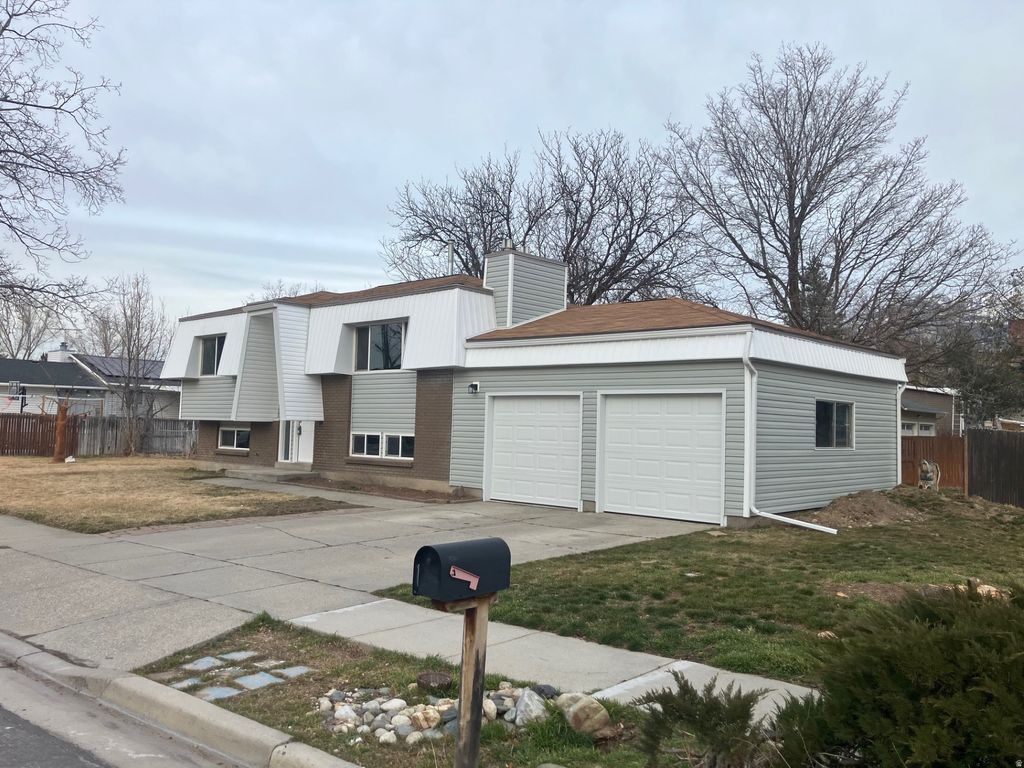 Photo of 9587 S 1040 E, Sandy, UT 84094 (MLS # 2139006)