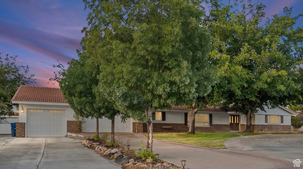 BLOOMINGTON RANCHES 3 - Residential