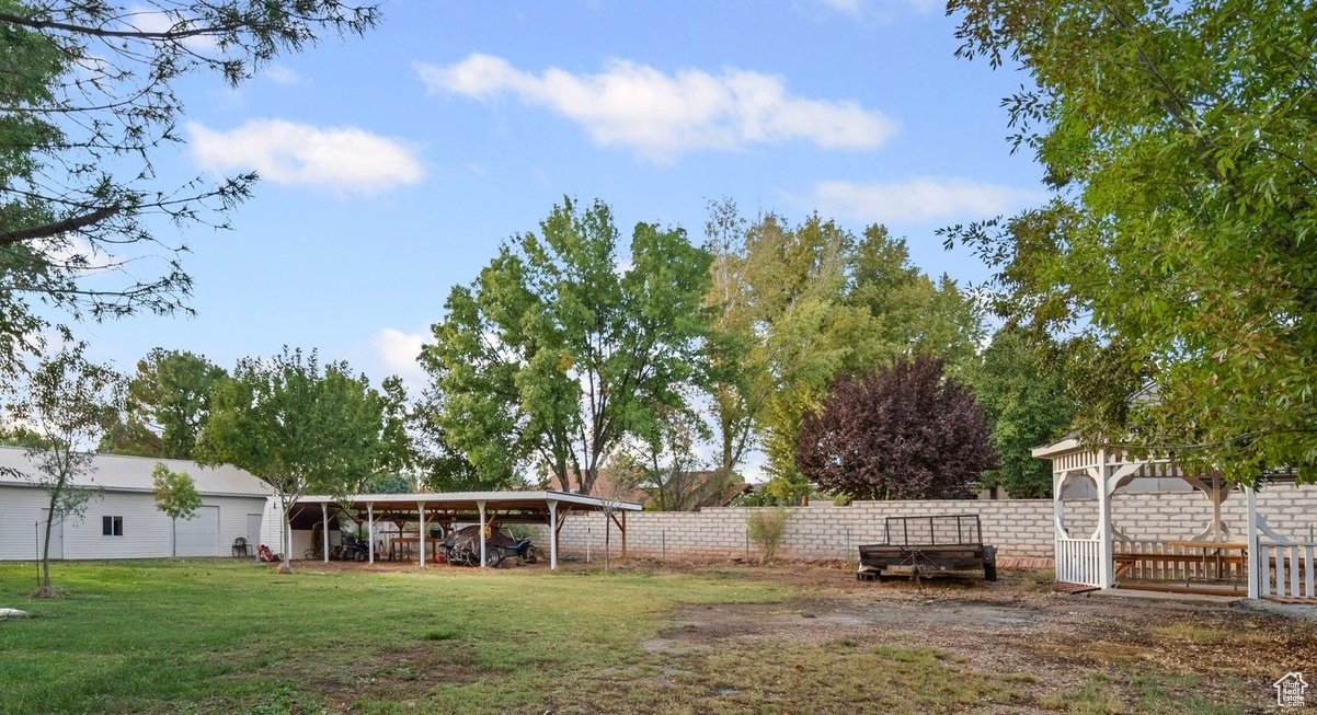 BLOOMINGTON RANCHES 3 - Residential