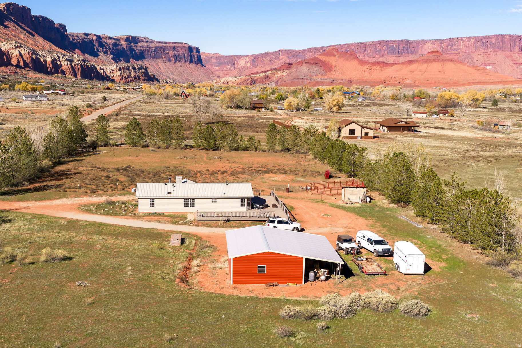 CASTLE VALLEY - Residential