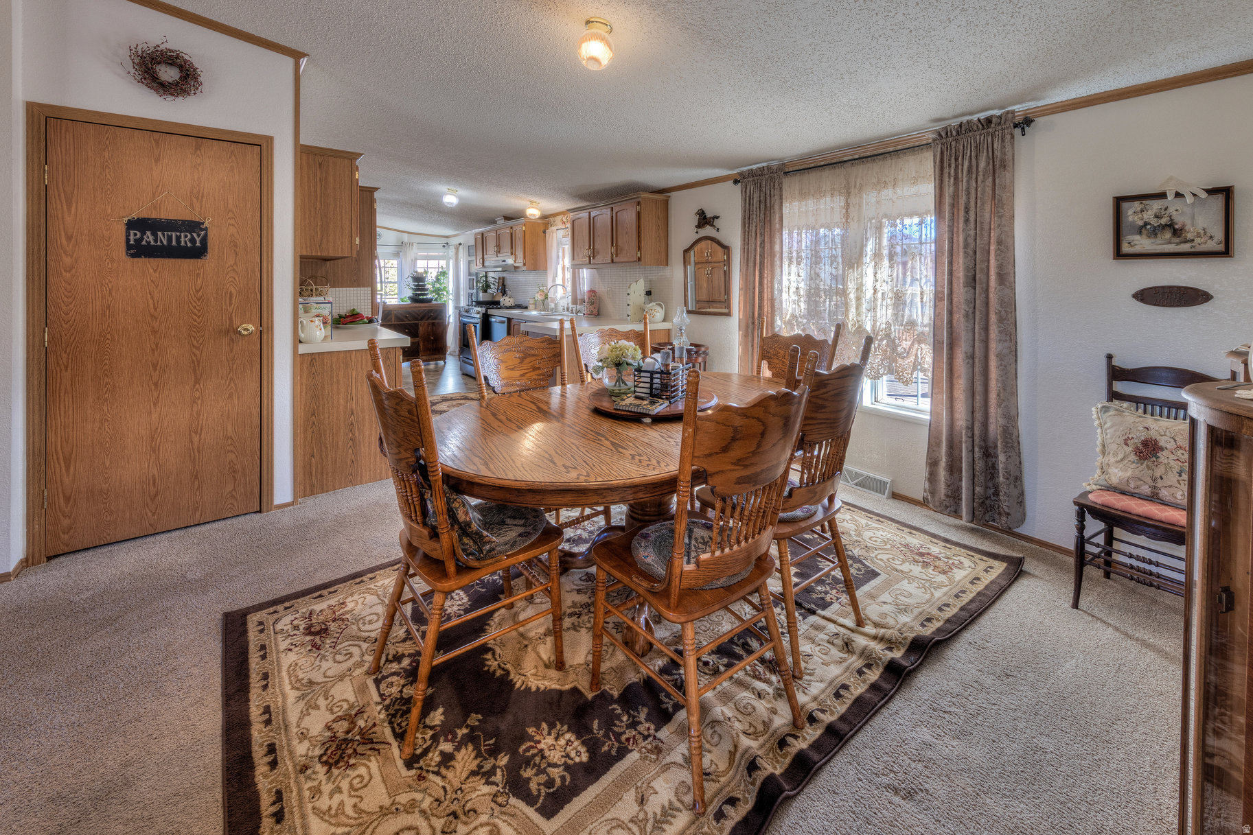 CASTLE VALLEY - Residential