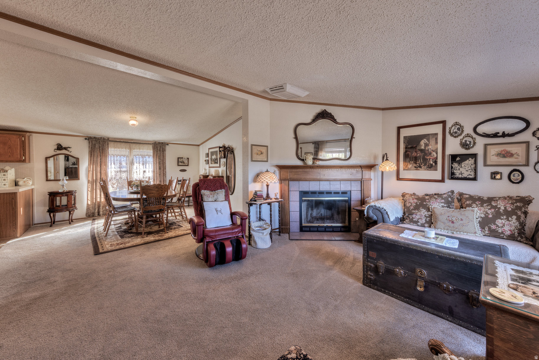 CASTLE VALLEY - Residential