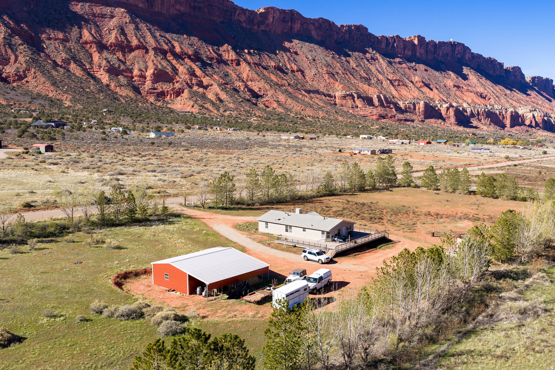 CASTLE VALLEY - Residential