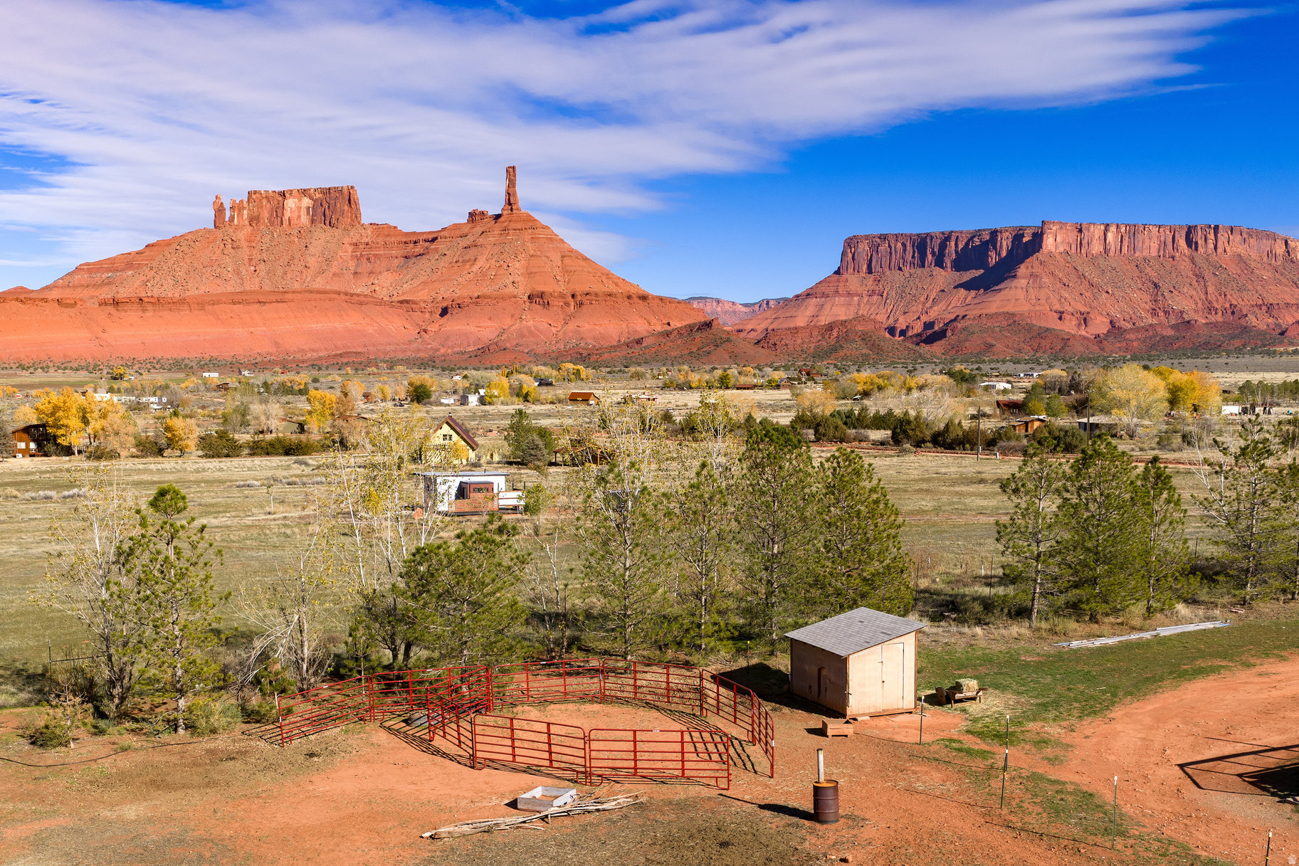 CASTLE VALLEY - Residential