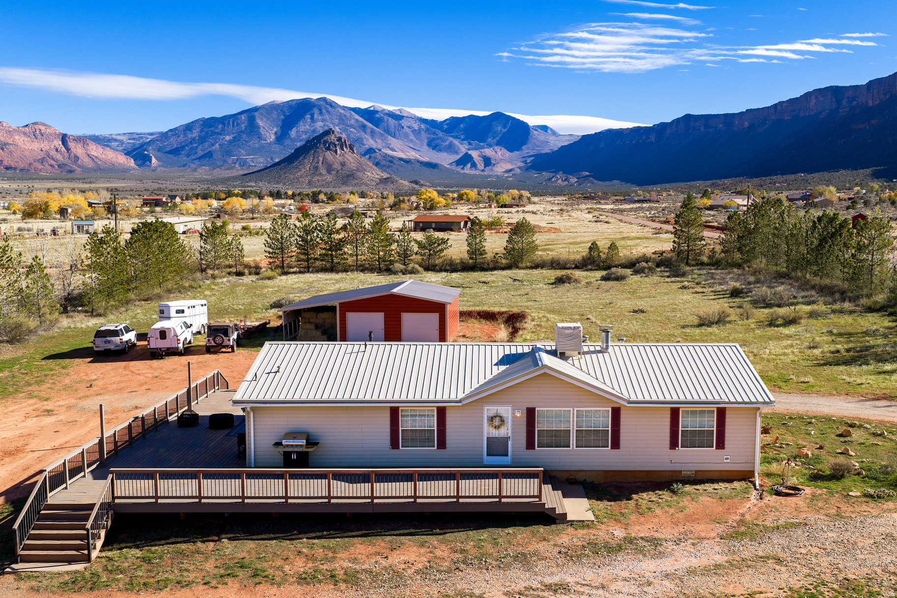 CASTLE VALLEY - Residential