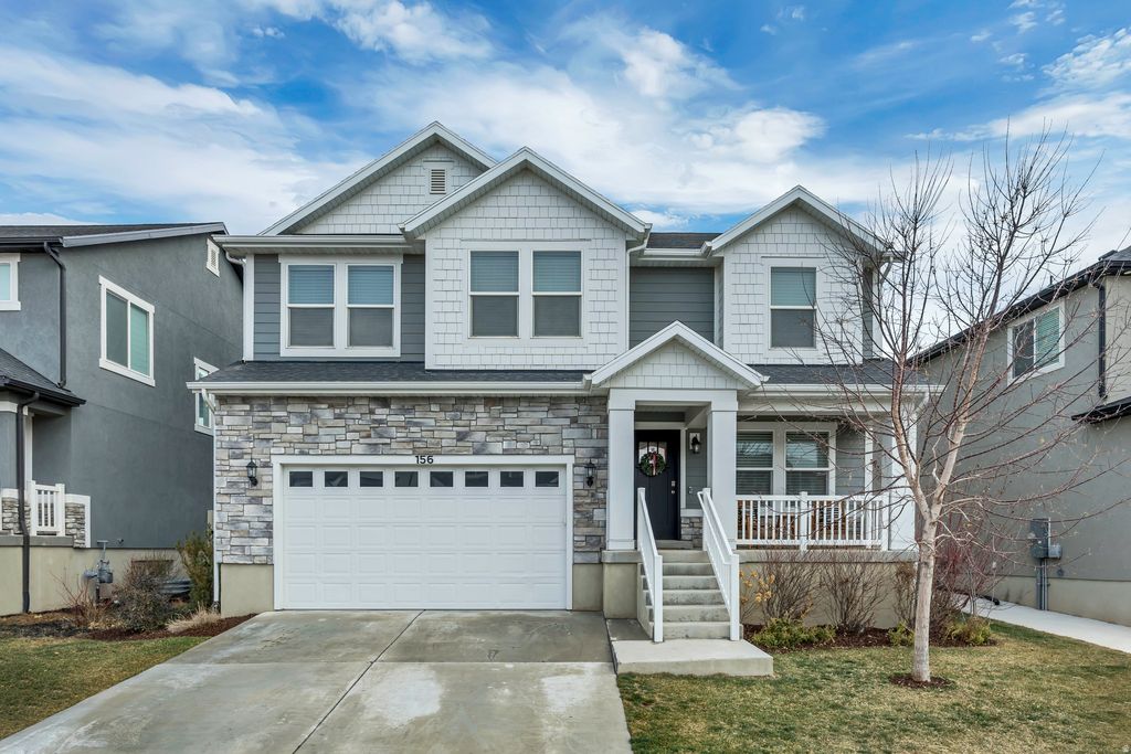 Photo of 156 N VALCREST DR, Saratoga Springs, UT 84045 (MLS # 2136705)