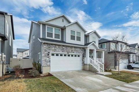 Tiny photo for 156 N VALCREST DR, Saratoga Springs, UT 84045 (MLS # 2136705)