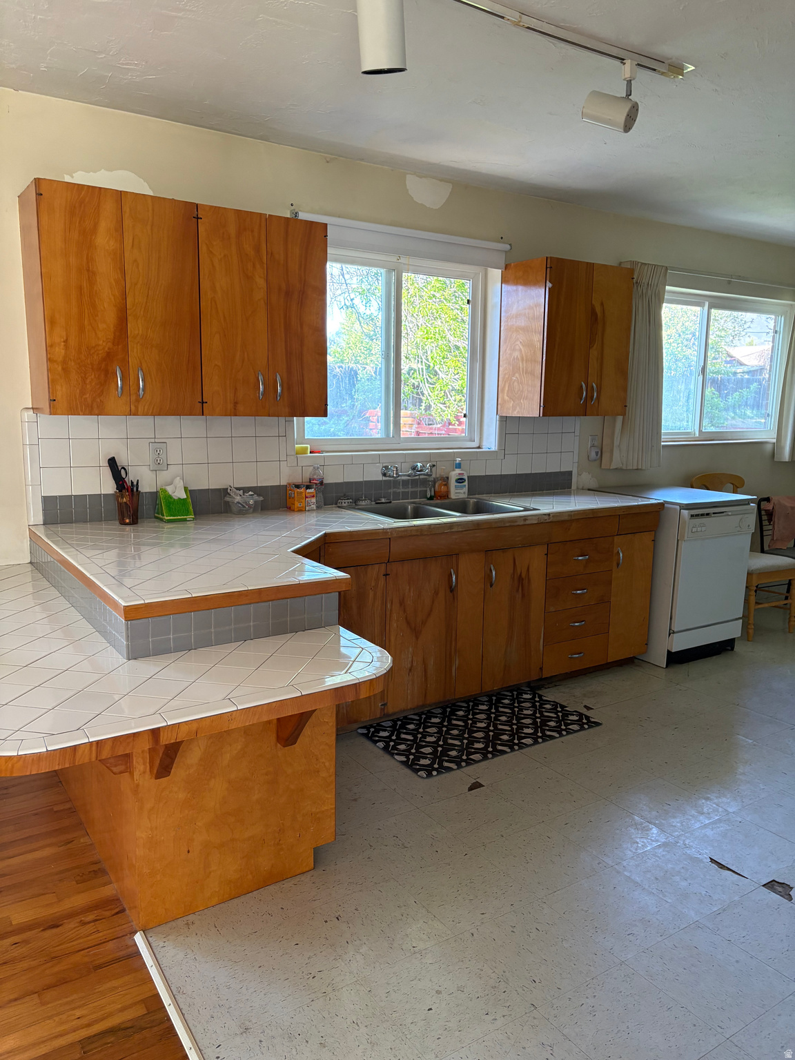 COTTONWOOD M - Residential