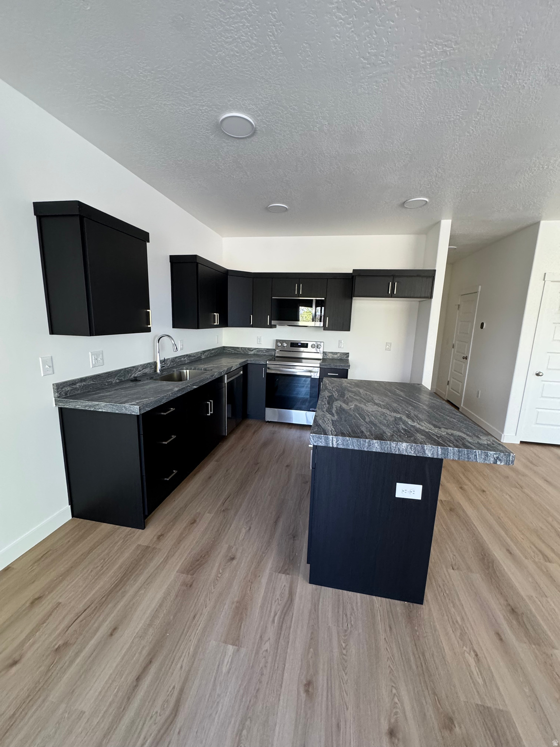 CYPRESS COVE - Residential