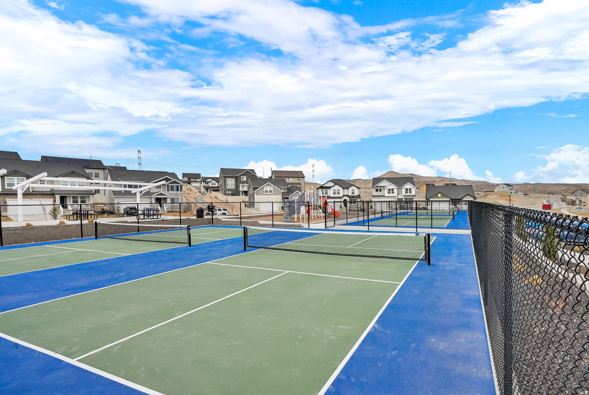 HIGHRIDGE - Residential