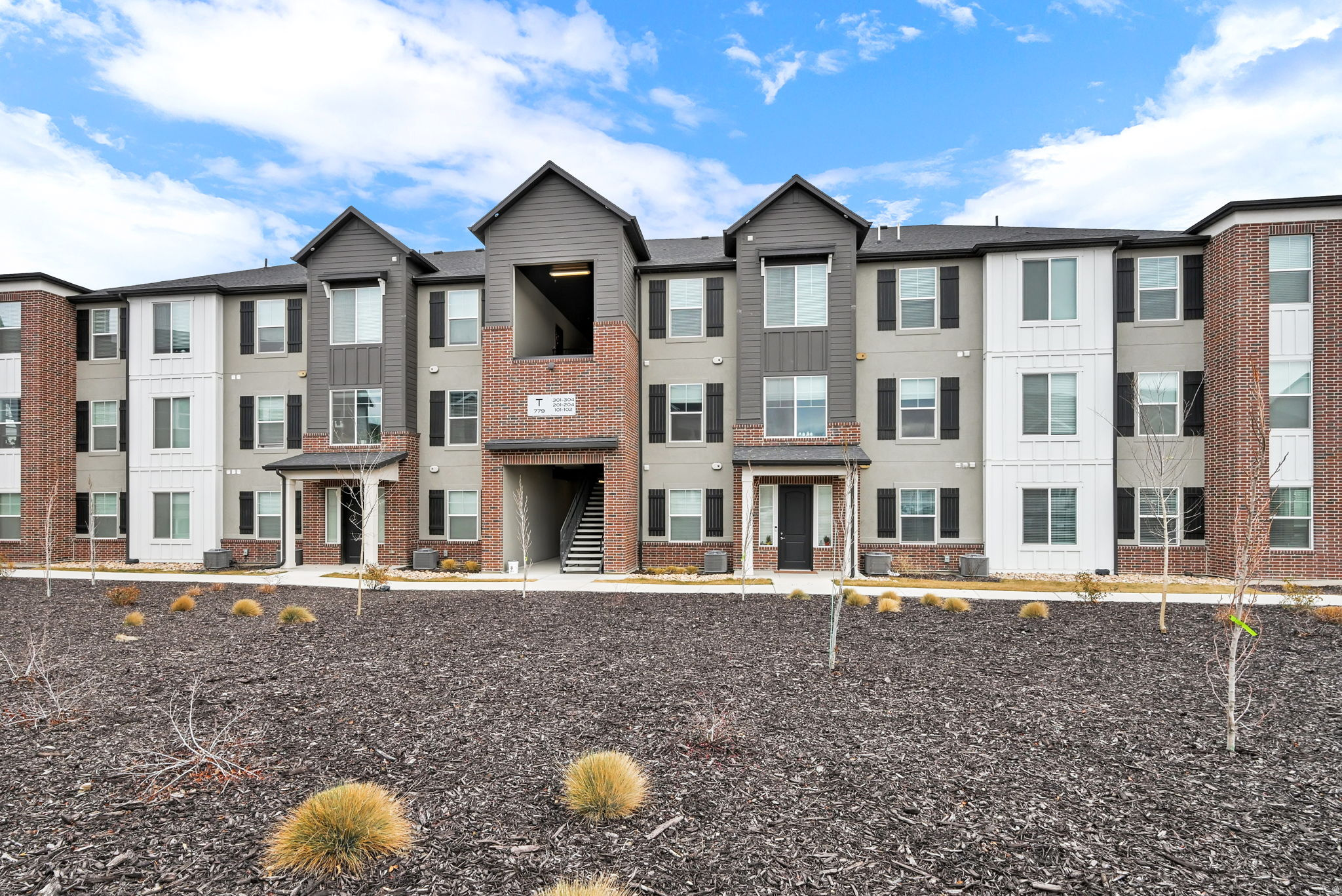 HIGHRIDGE - Residential