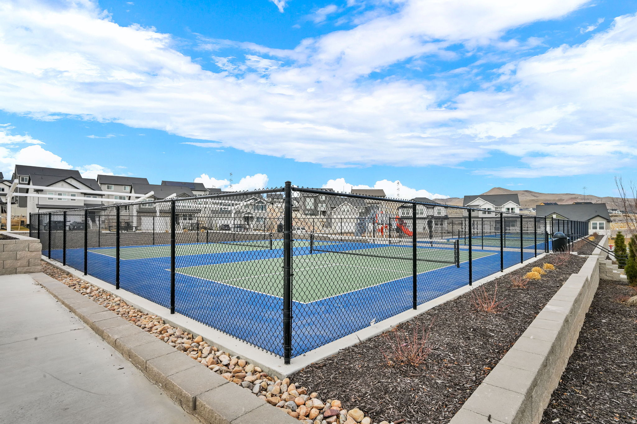 HIGHRIDGE - Residential