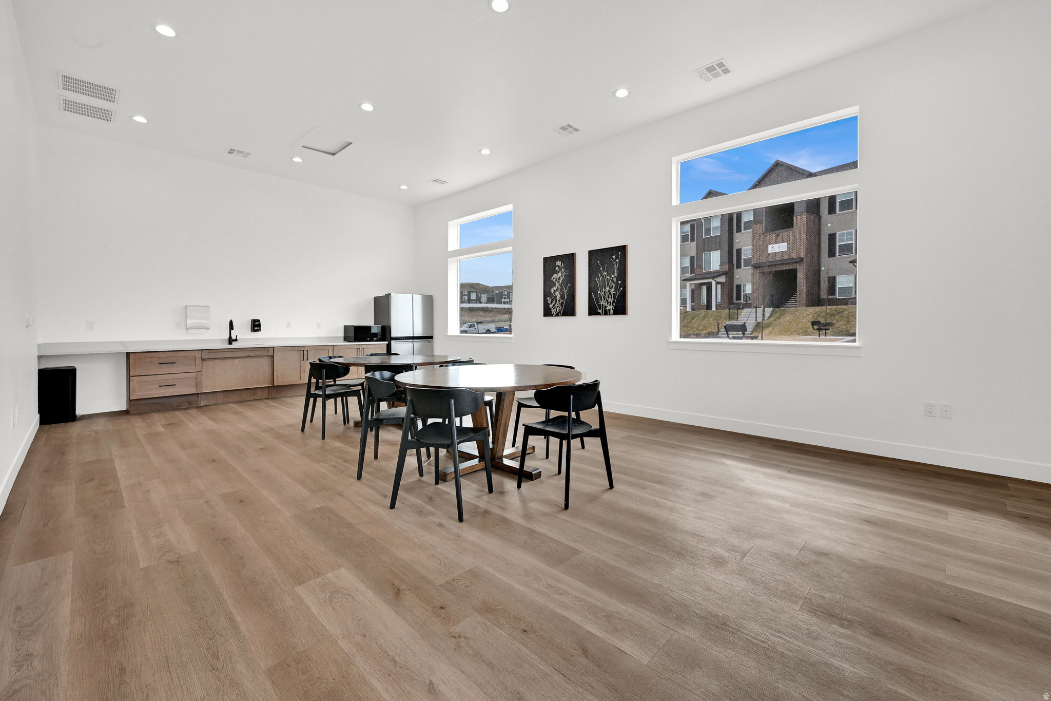 HIGHRIDGE - Residential