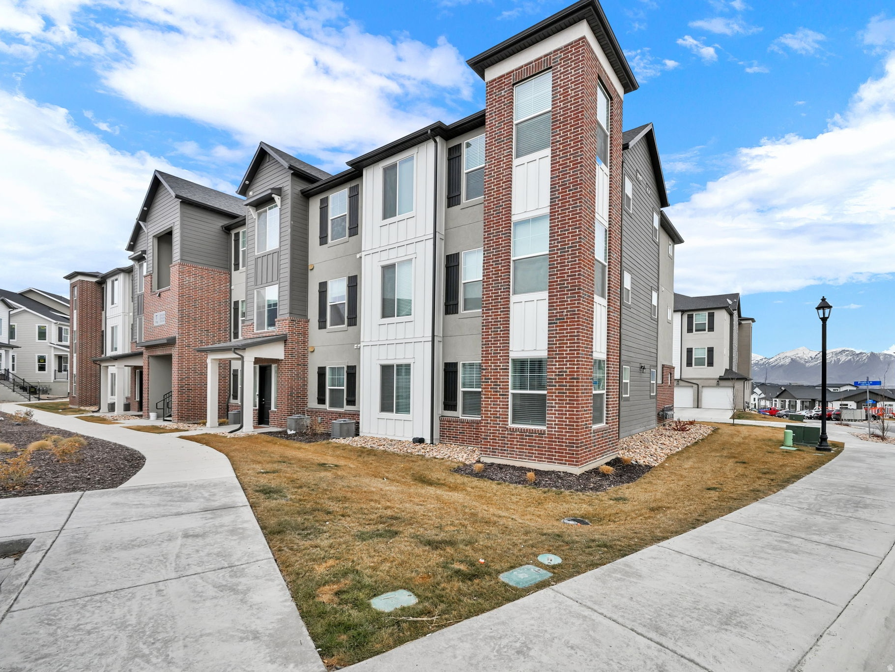 HIGHRIDGE - Residential