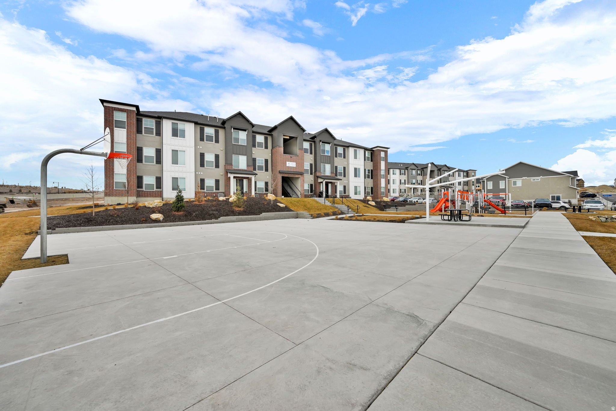 HIGHRIDGE - Residential