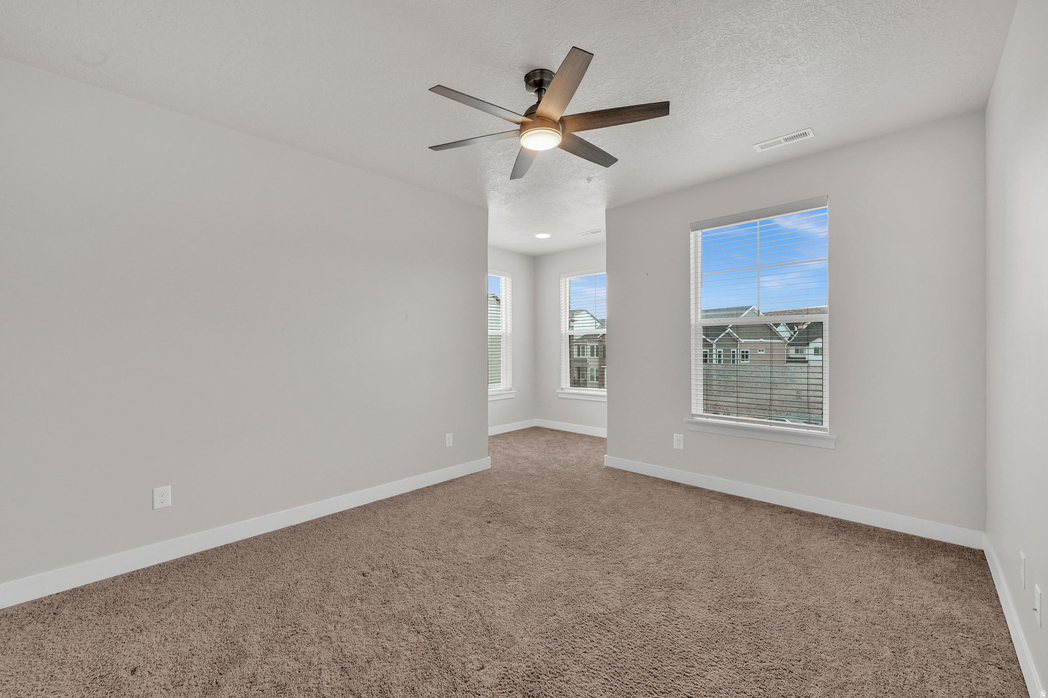 HIGHRIDGE - Residential