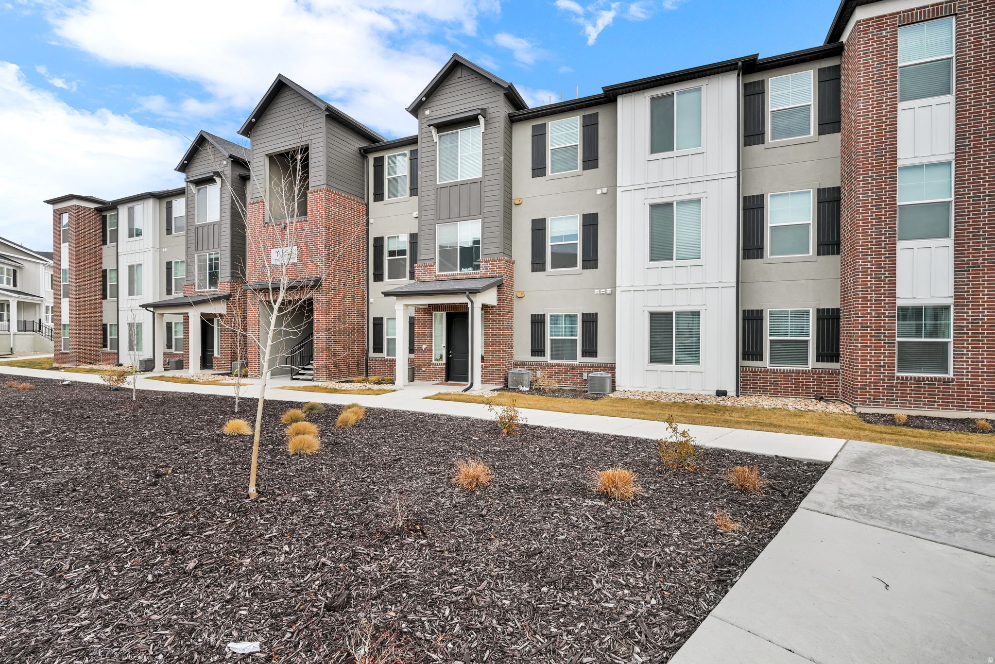 HIGHRIDGE - Residential