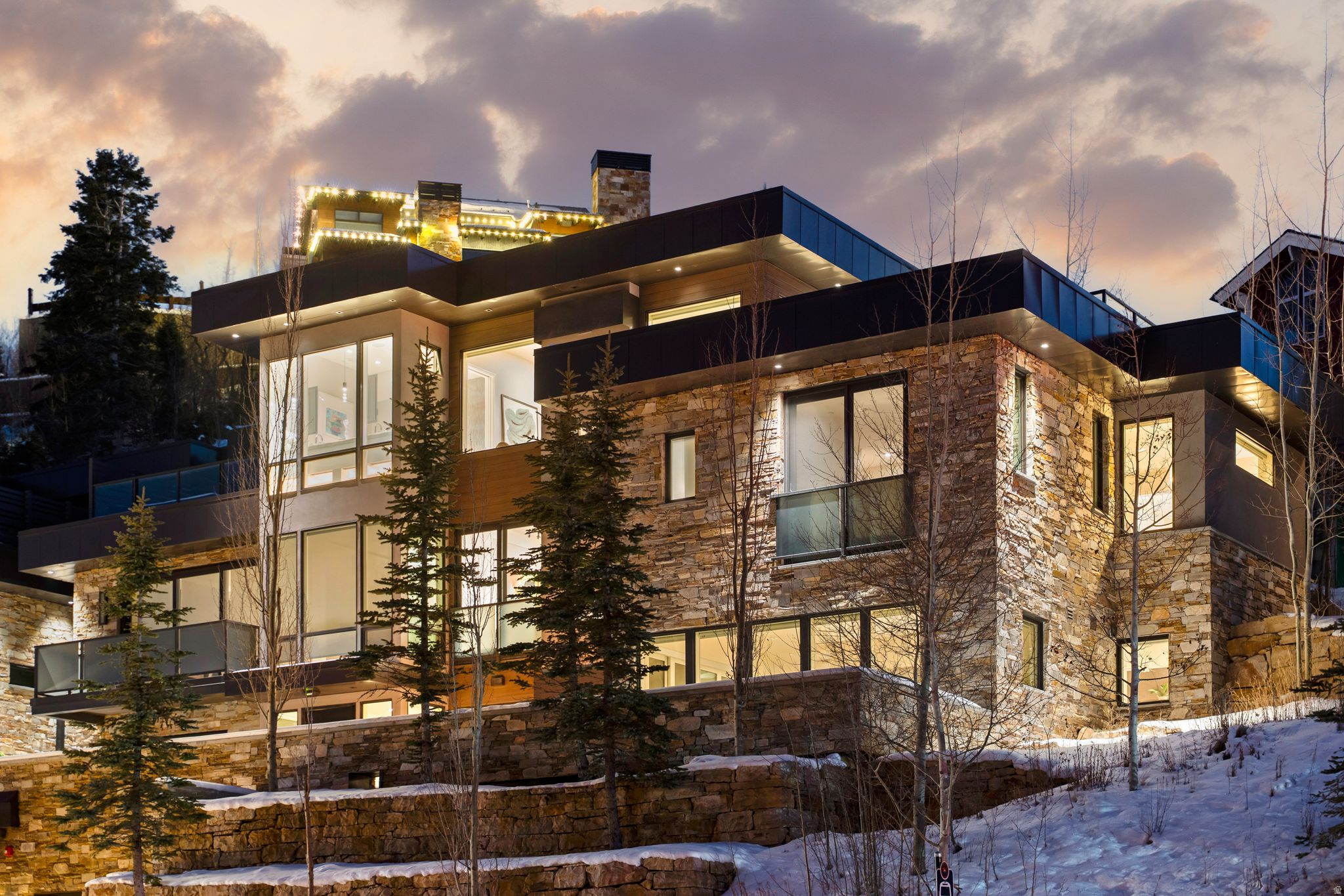 ROUNDABOUT - Residential