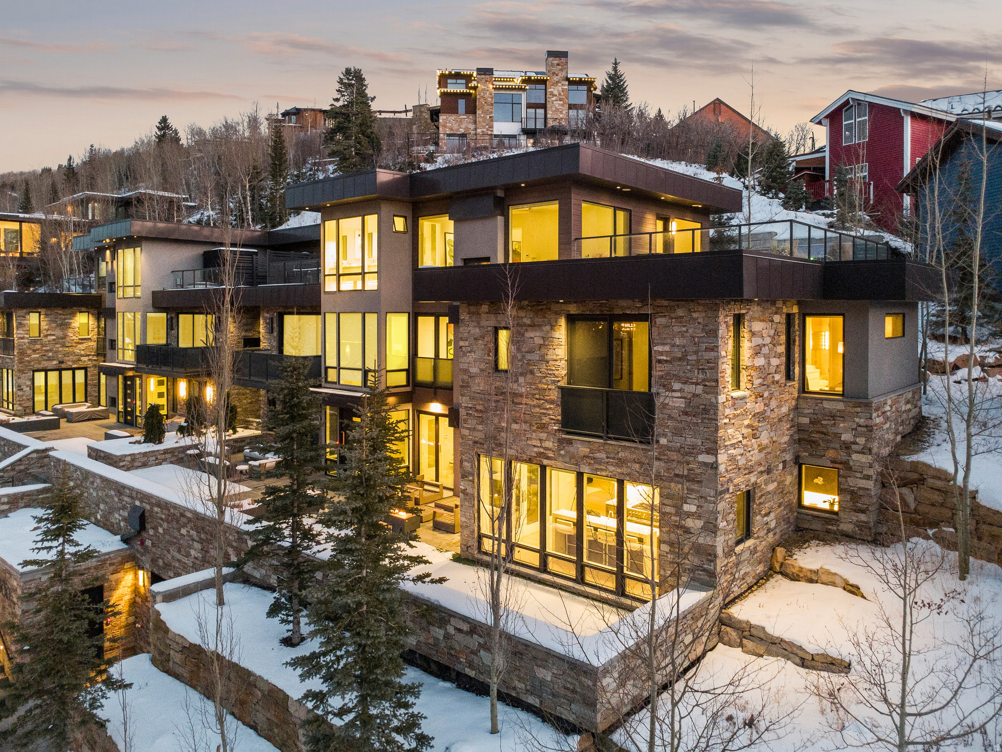 ROUNDABOUT - Residential