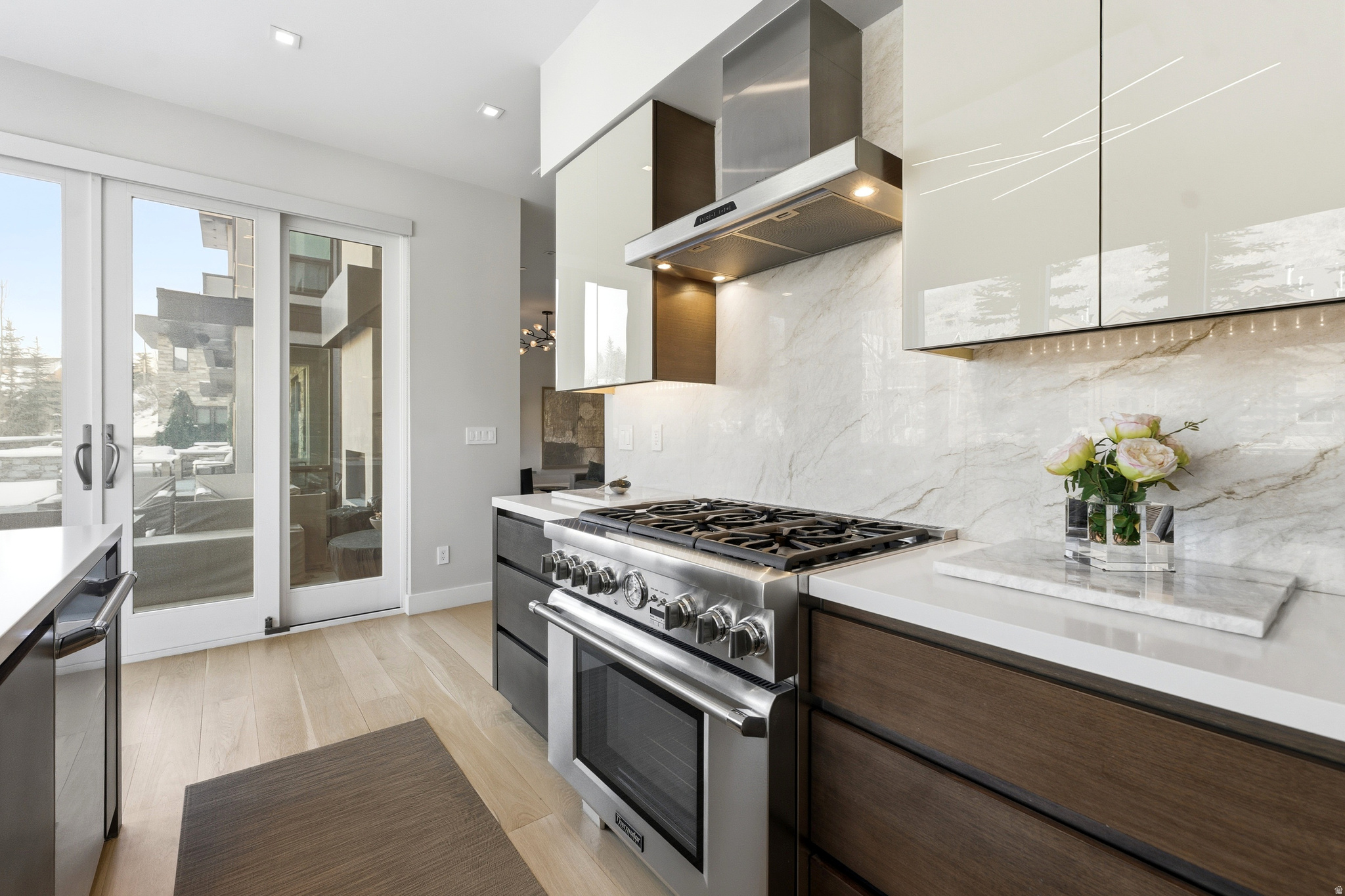 ROUNDABOUT - Residential