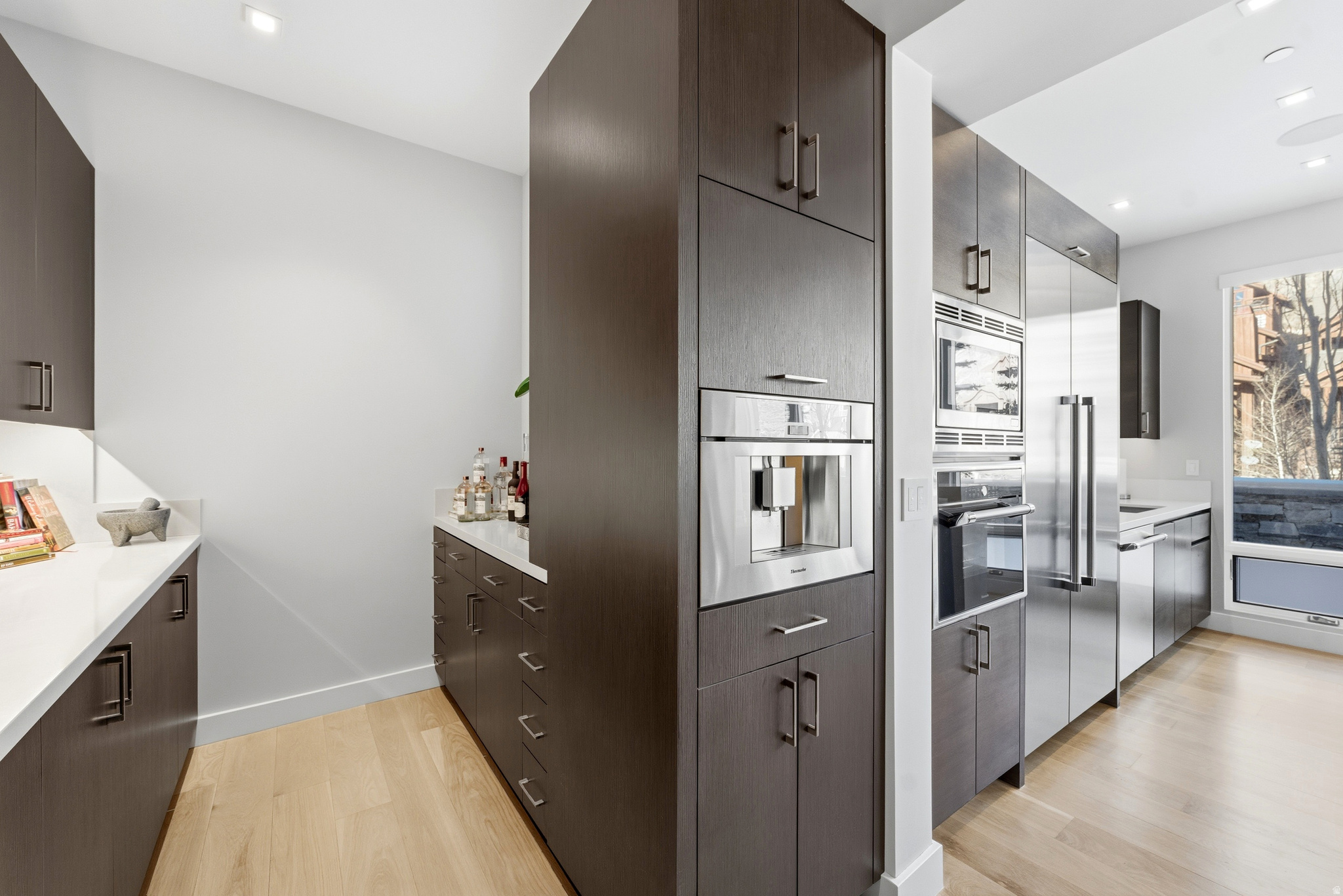 ROUNDABOUT - Residential