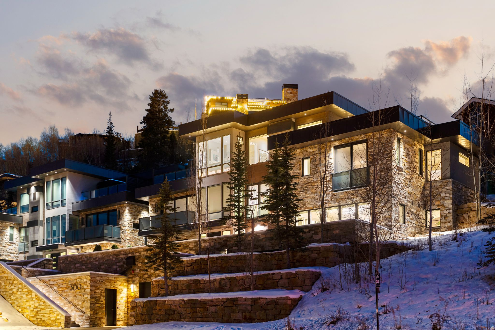 ROUNDABOUT - Residential