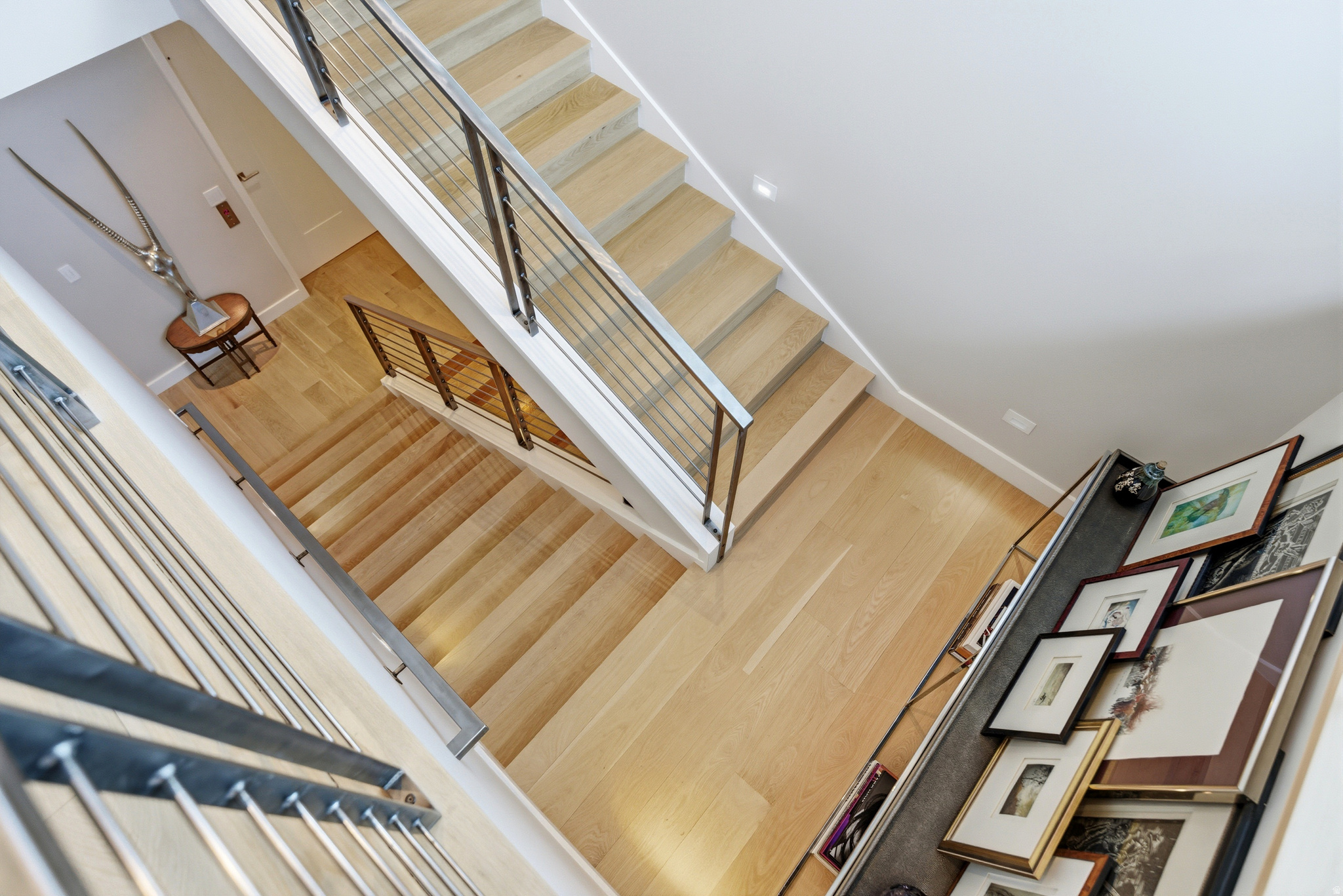 ROUNDABOUT - Residential