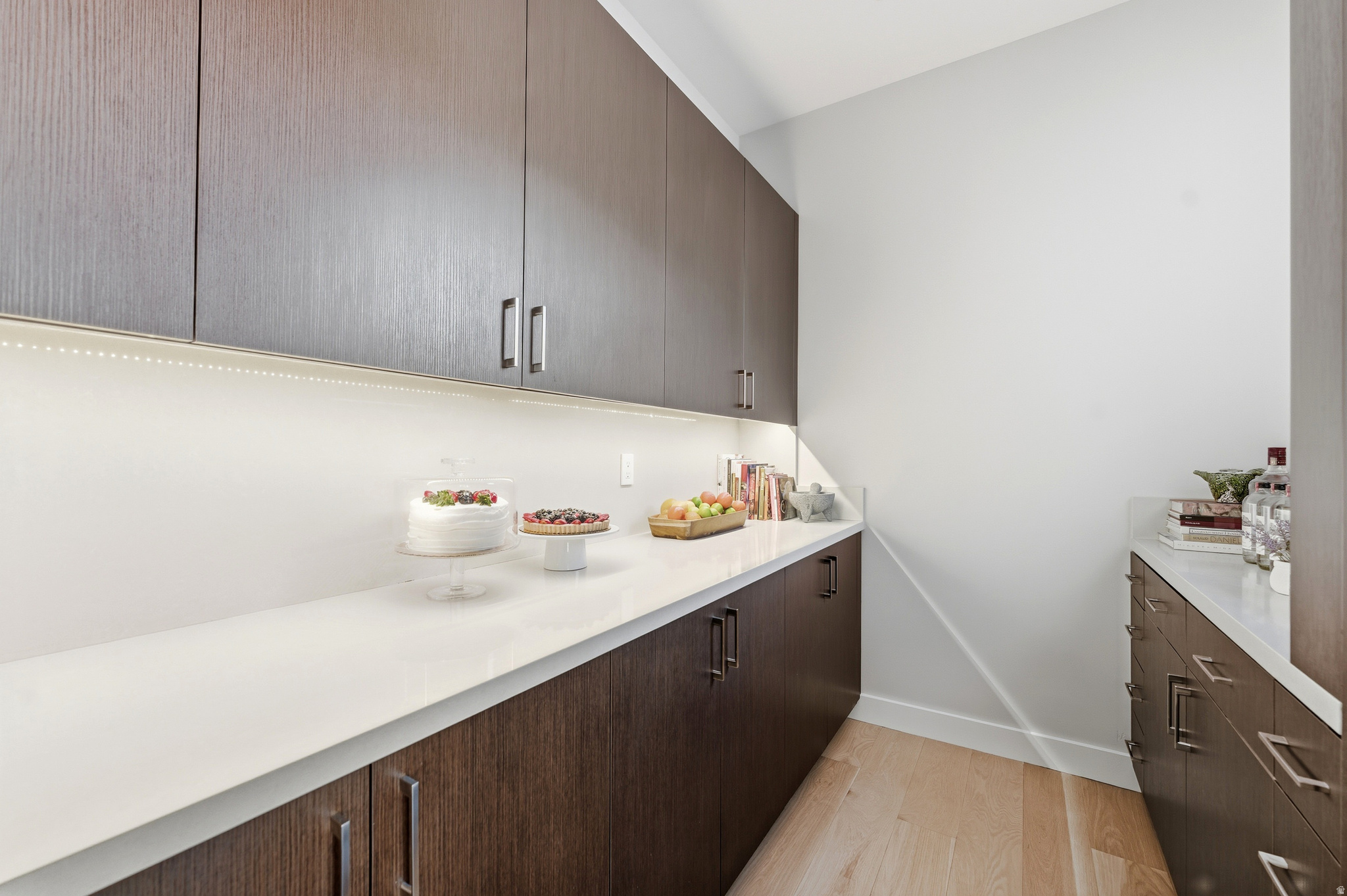 ROUNDABOUT - Residential