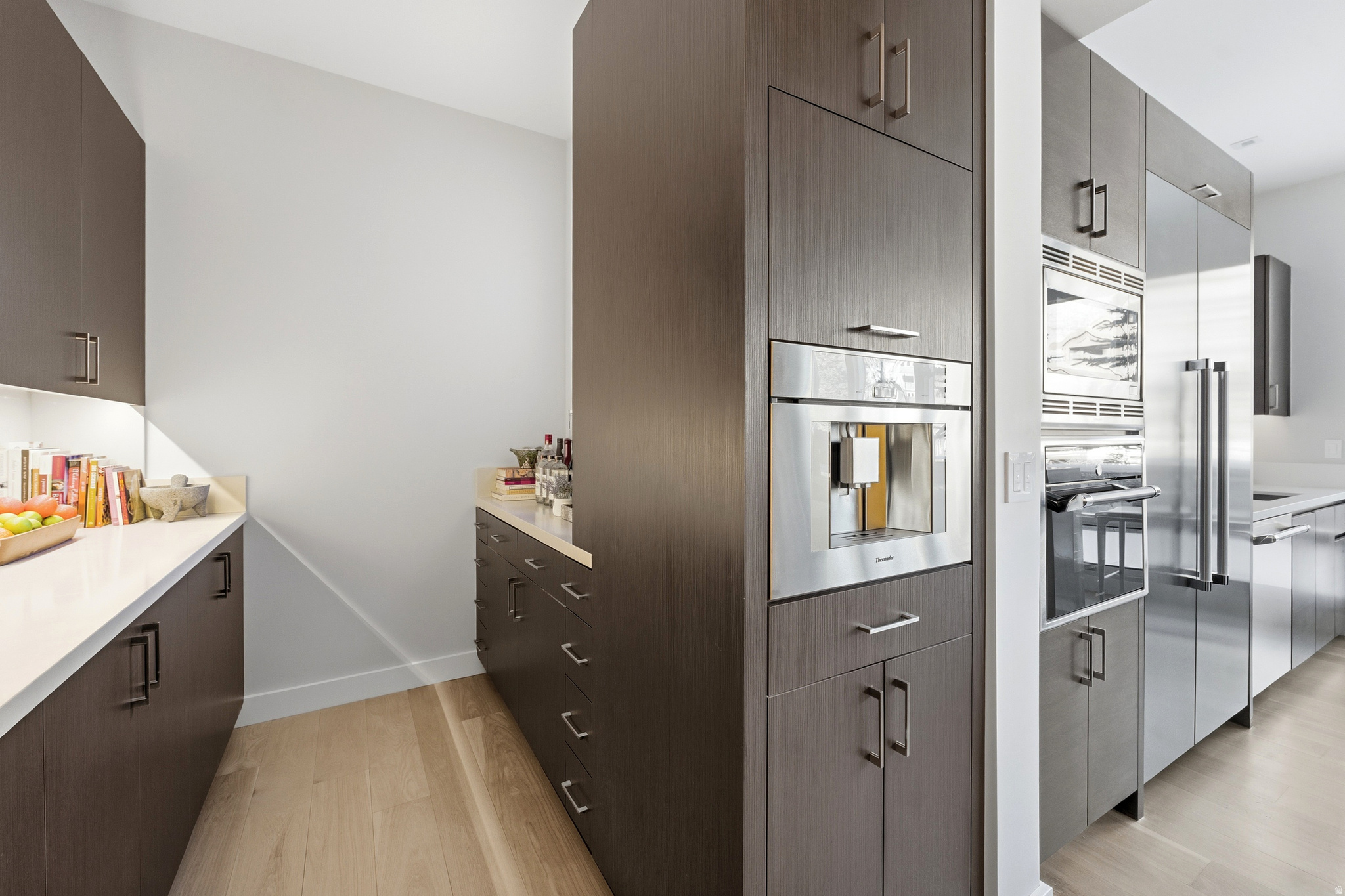 ROUNDABOUT - Residential