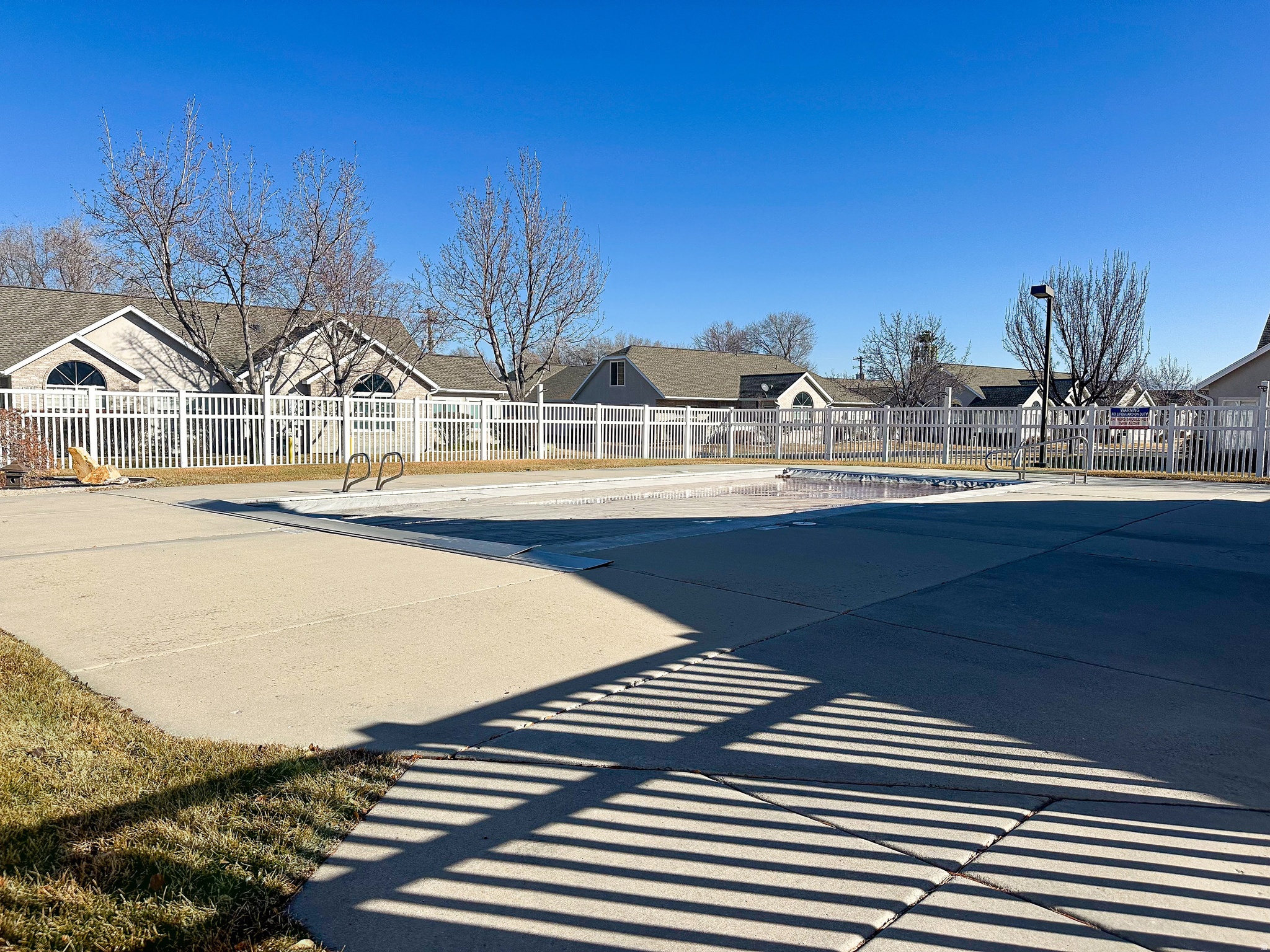 VALLEY VU VILLAS - Residential