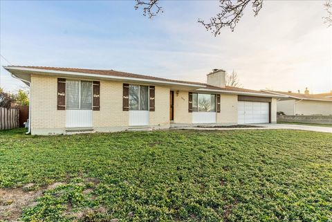 Tiny photo for 3355 W MEADOWBROOK DR, Salt Lake City, UT 84119 (MLS # 2139880)