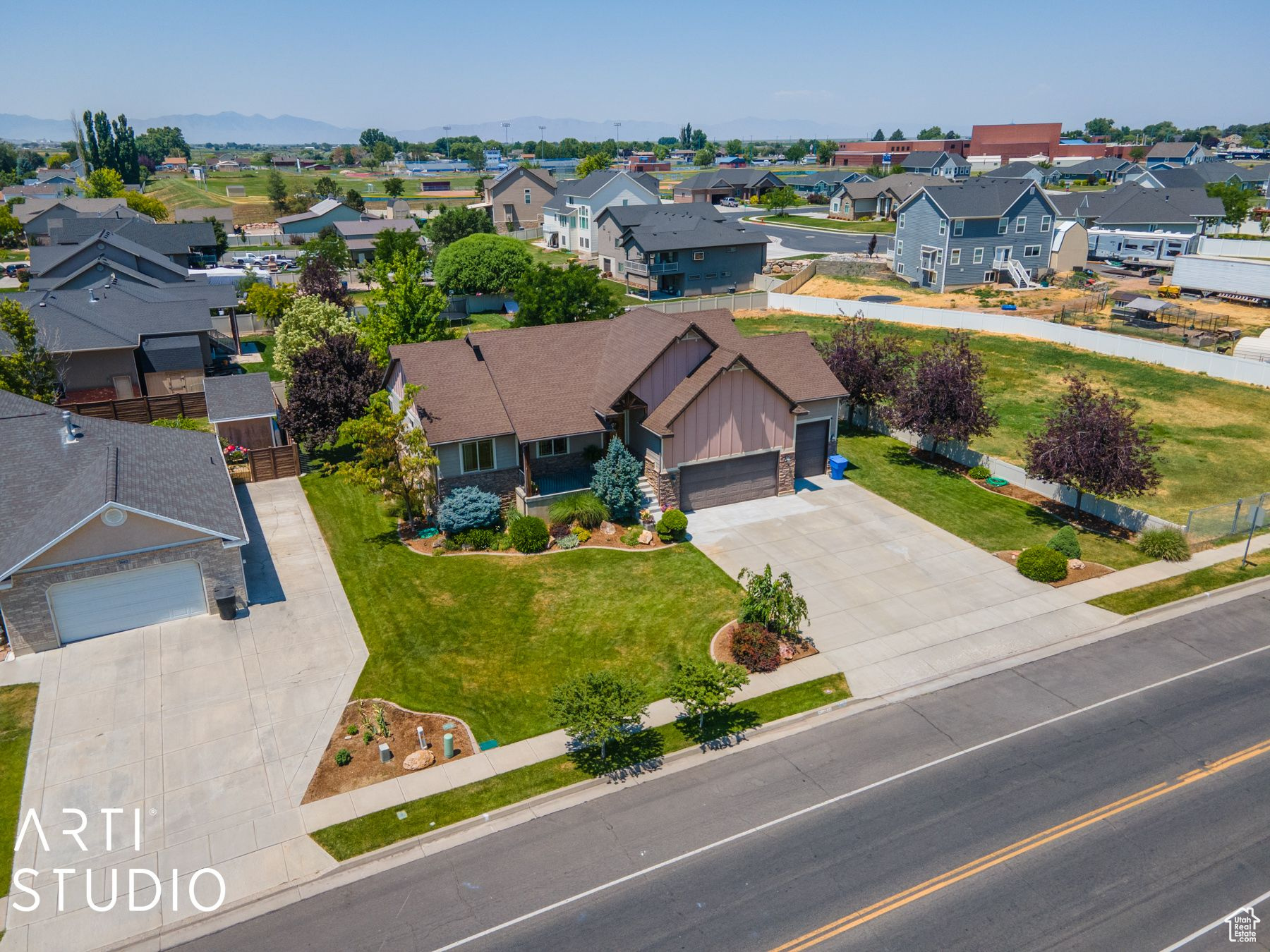 FREMONT ESTATES - Residential