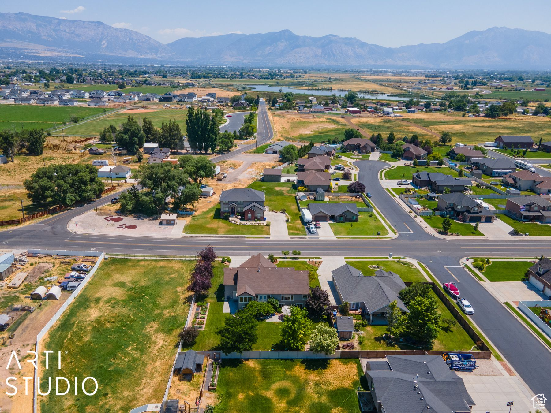 FREMONT ESTATES - Residential