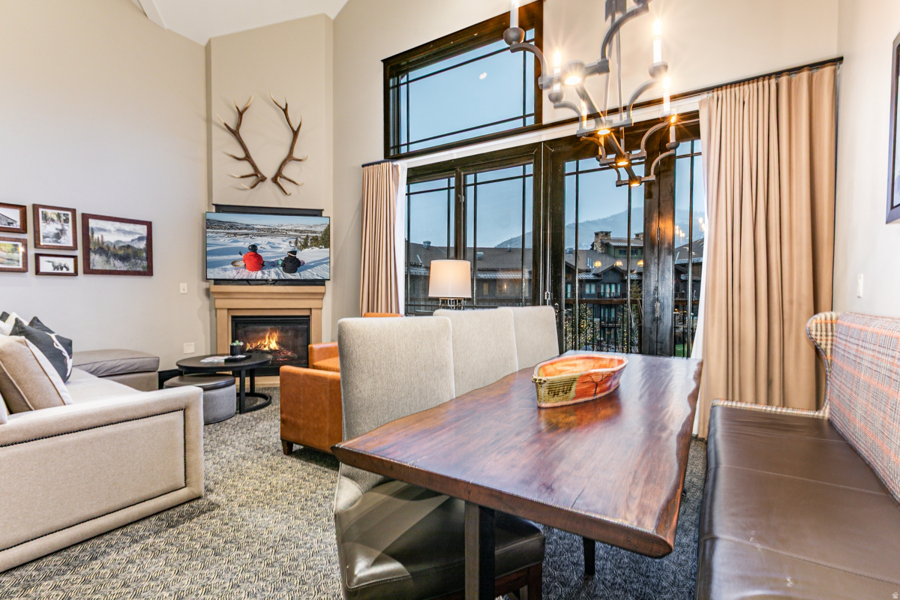 WALDORF ASTORIA - Residential