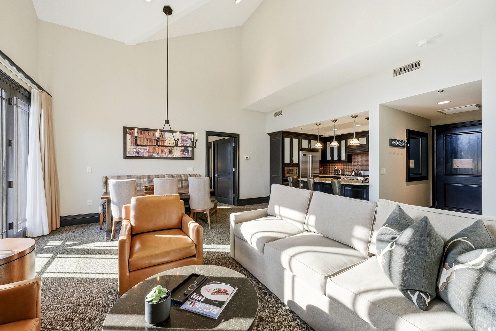 WALDORF ASTORIA - Residential