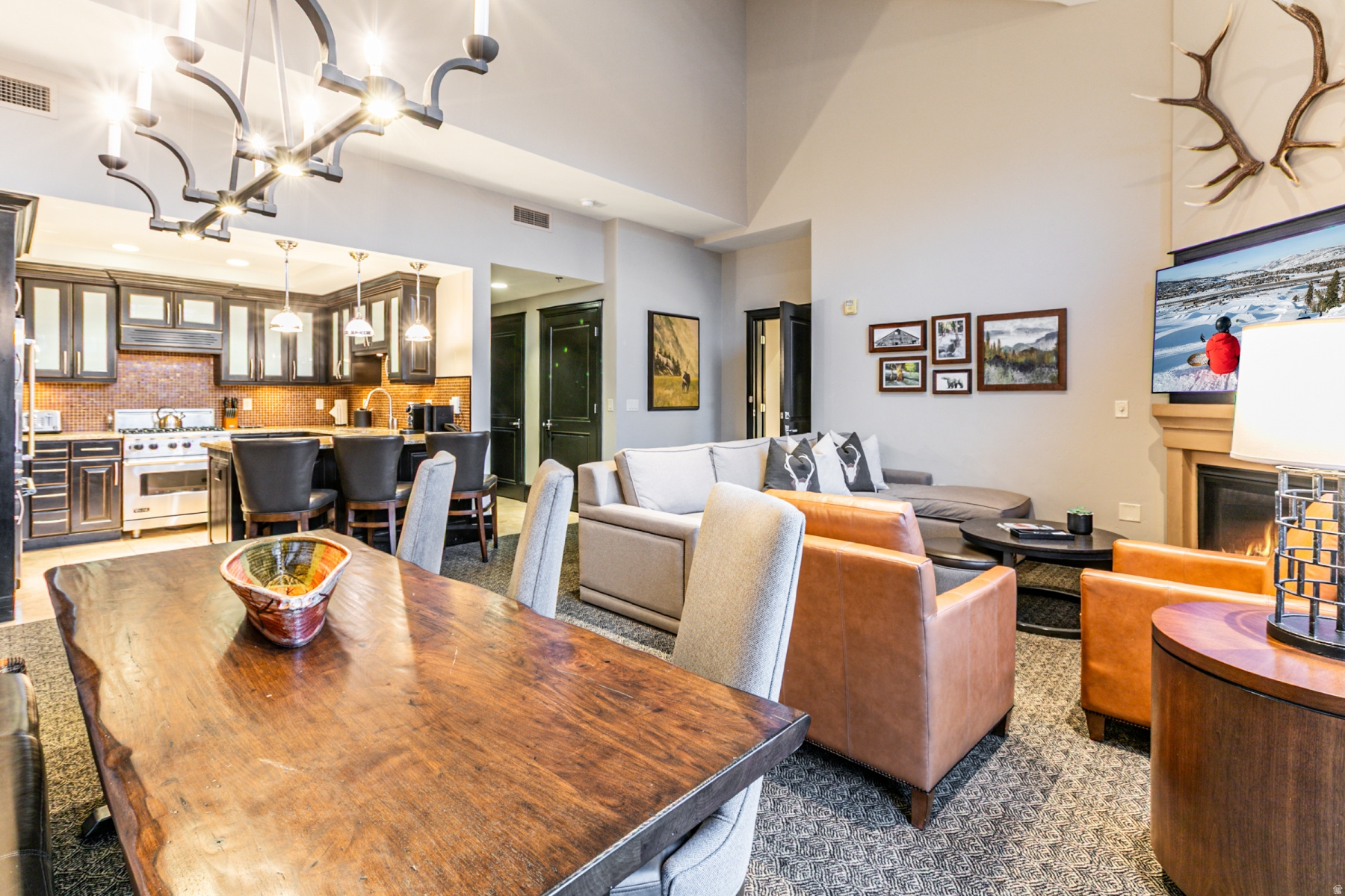 WALDORF ASTORIA - Residential