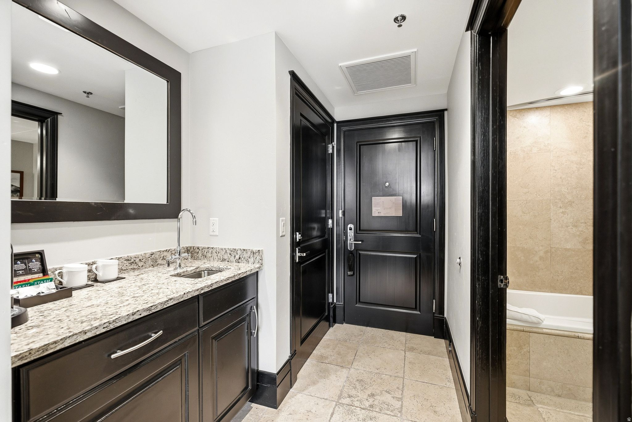 WALDORF ASTORIA - Residential