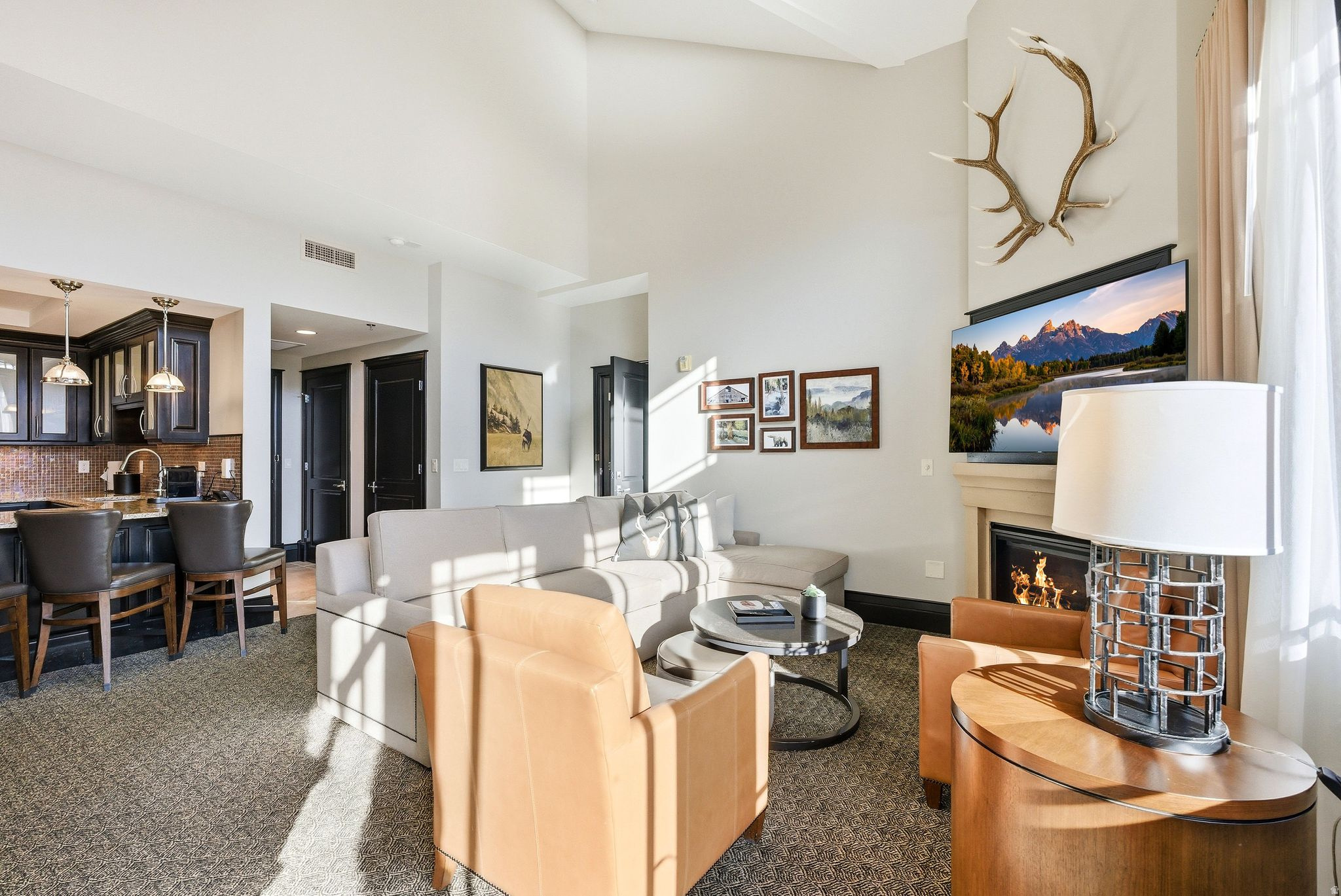 WALDORF ASTORIA - Residential