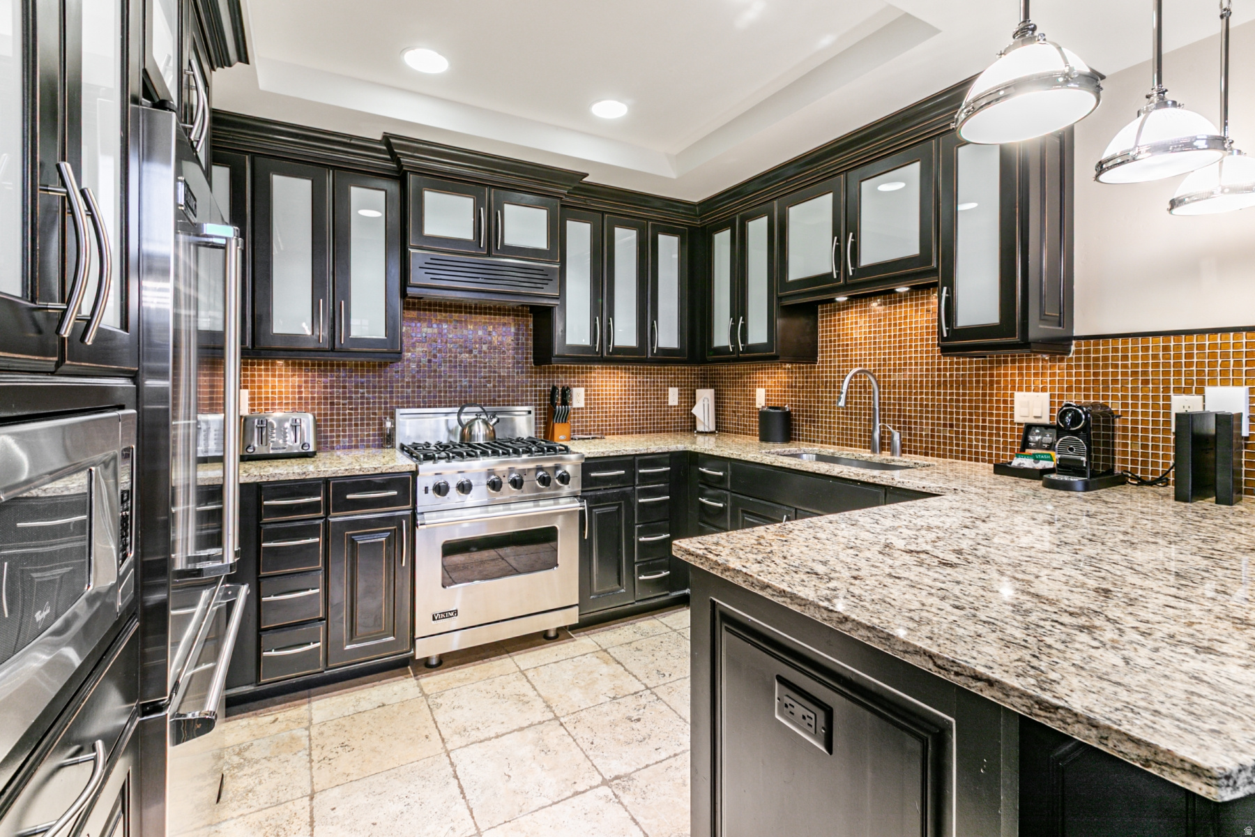 WALDORF ASTORIA - Residential