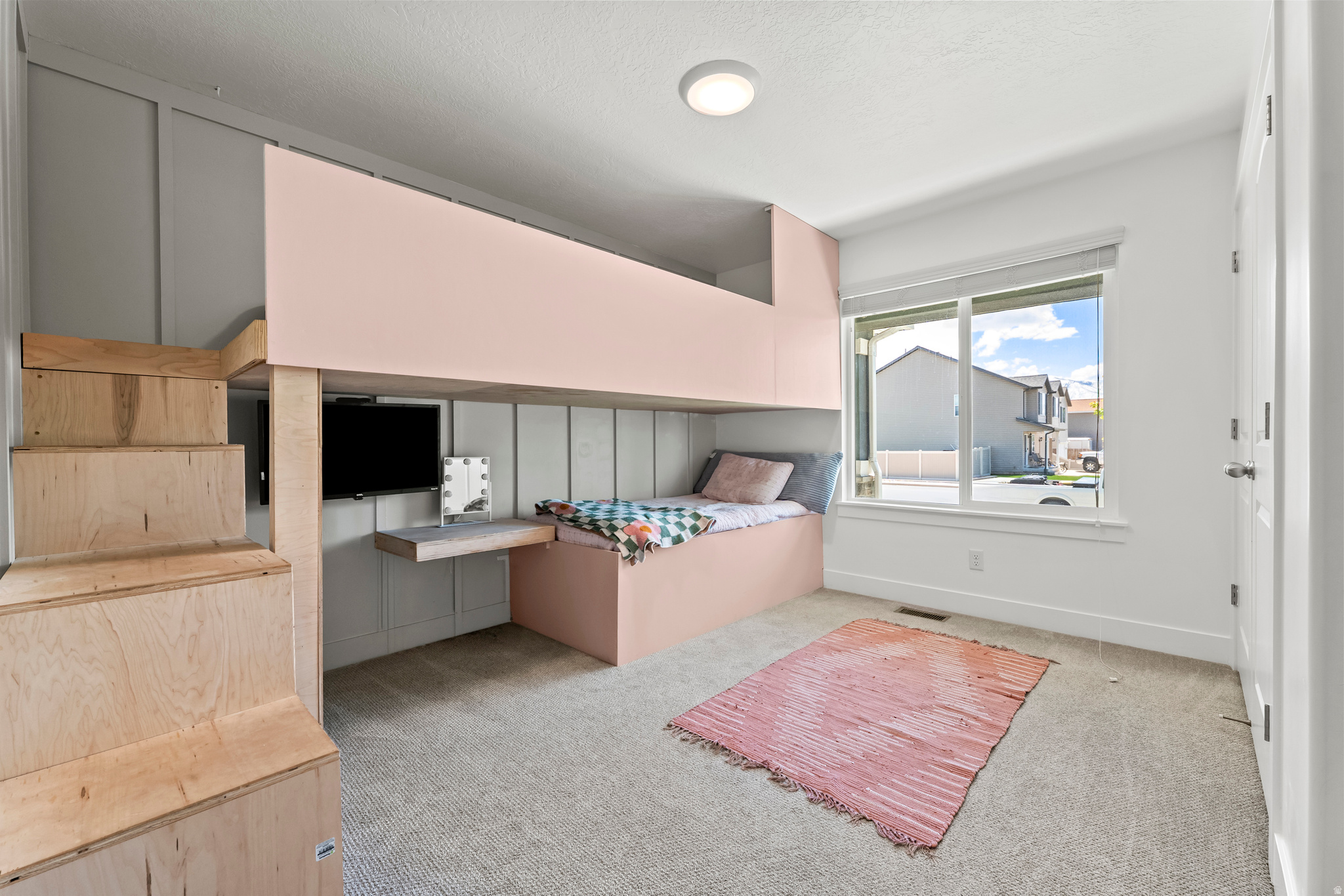 ANTHEM PARK - Residential