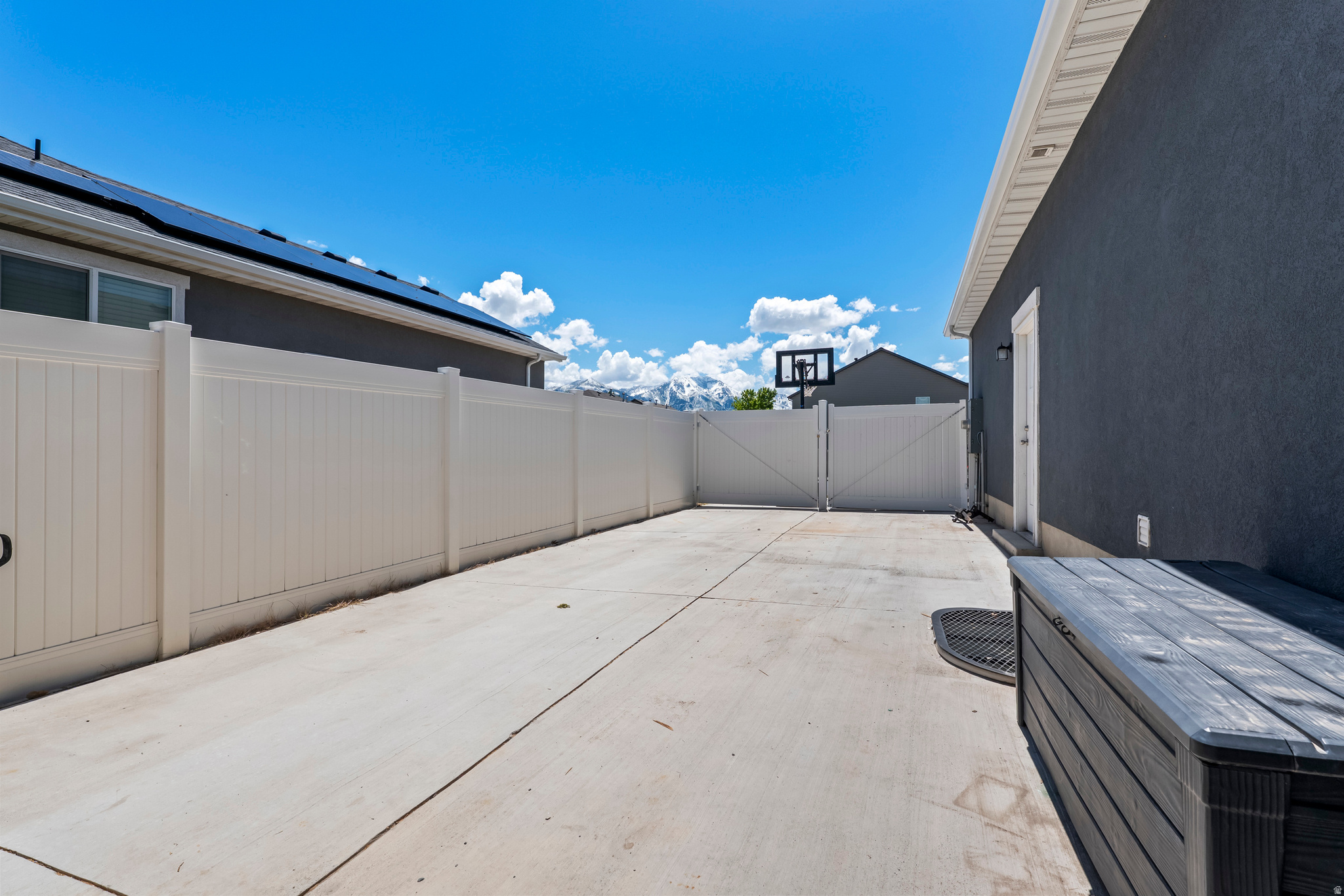 ANTHEM PARK - Residential