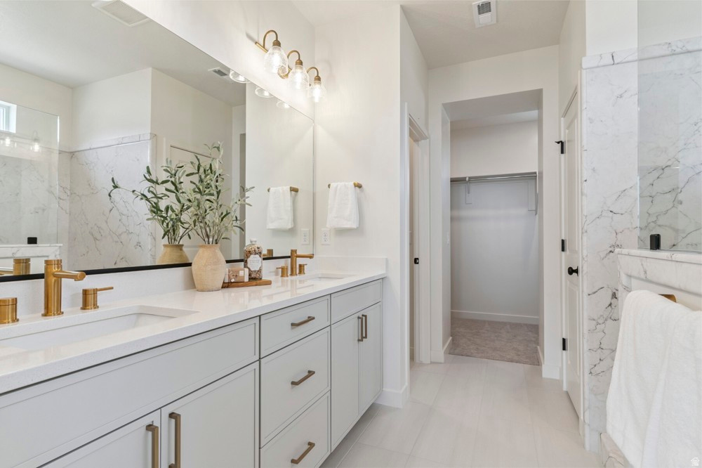 EASTRIDGE PARK - Residential