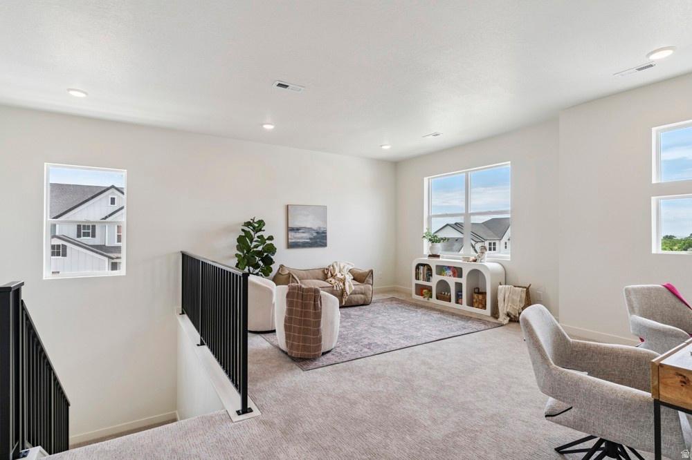 EASTRIDGE PARK - Residential