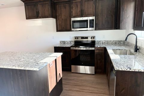 1720 E MAIN ST 403 Tremonton UT 84337