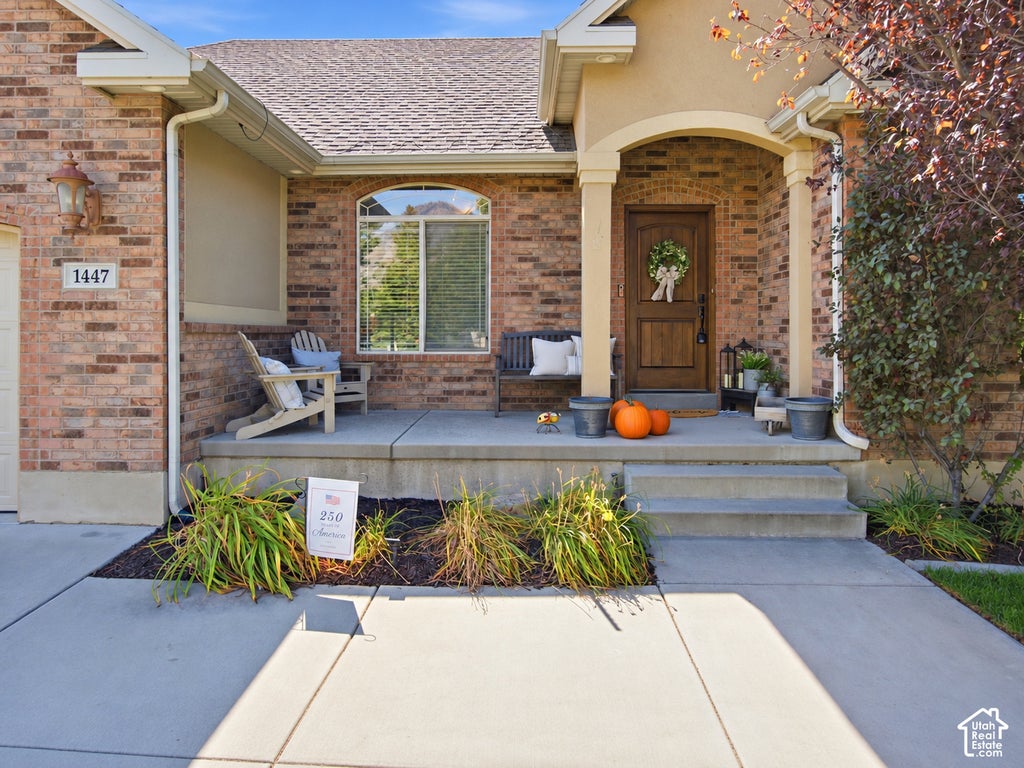 Photo of 1447 W MEADOW LN, Mapleton, UT 84664 (MLS # 2189702)