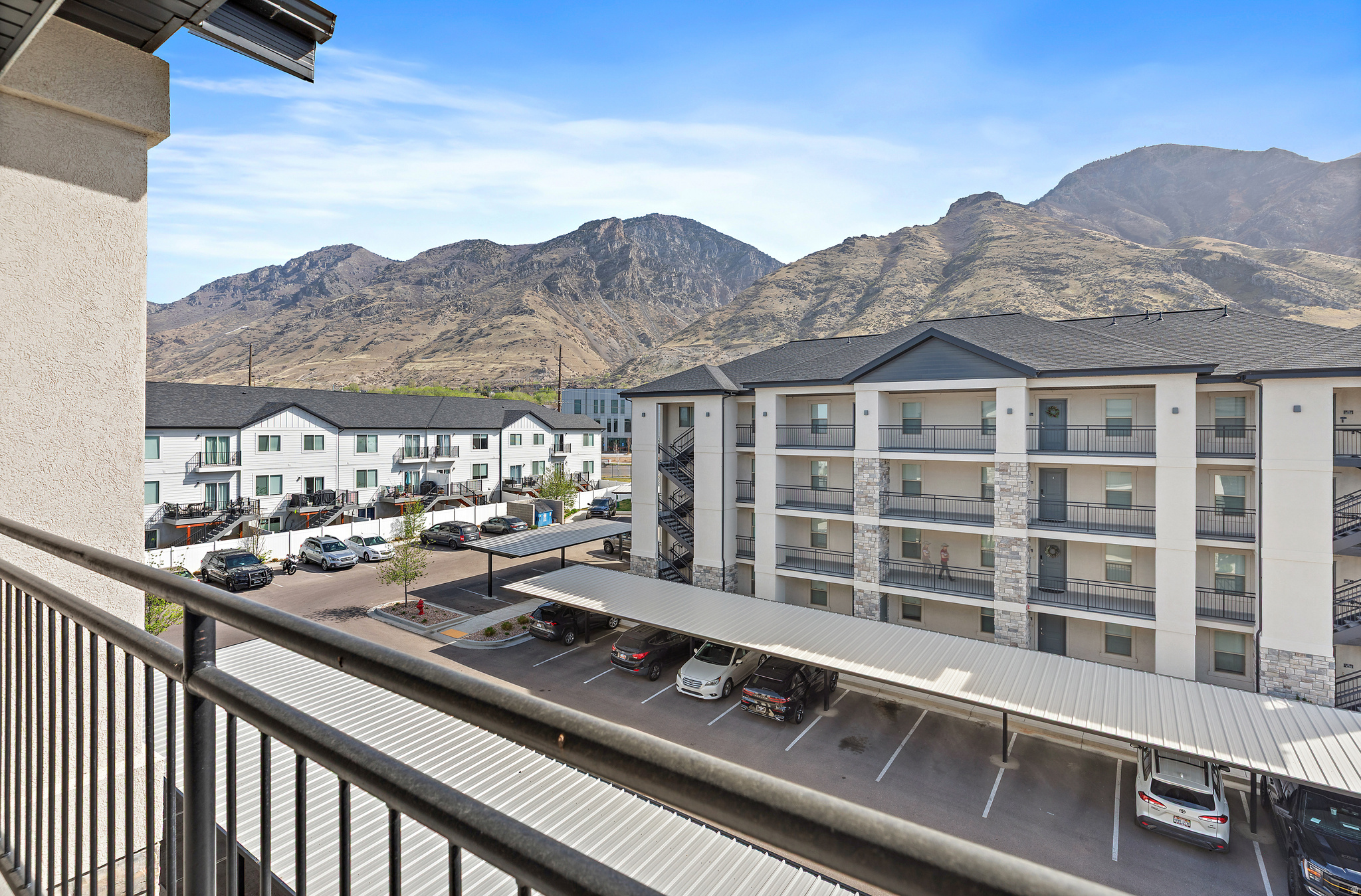 SPRING CREEK - Residential