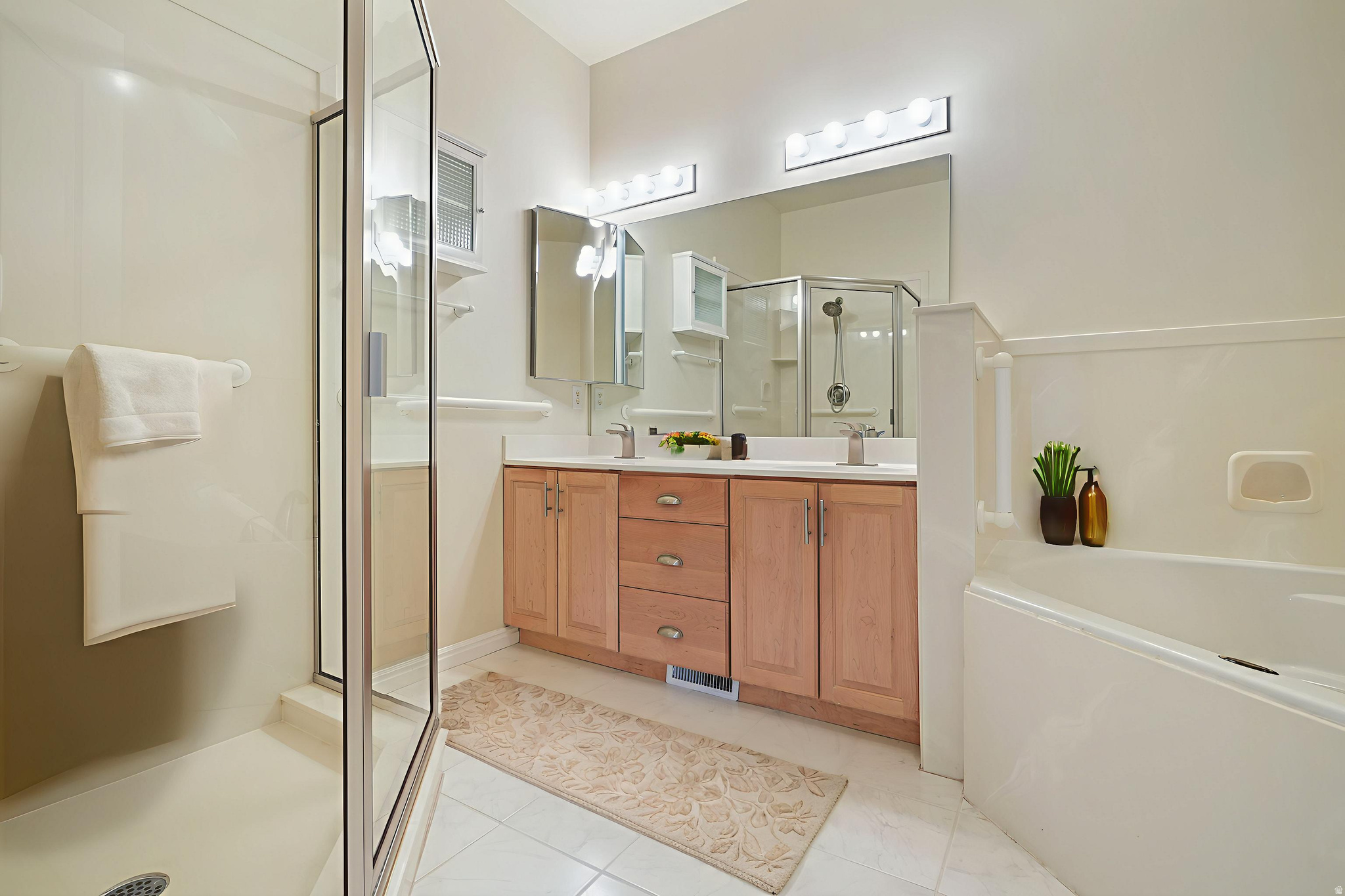 THE OAKS AT DEER HOLLOW - Residential