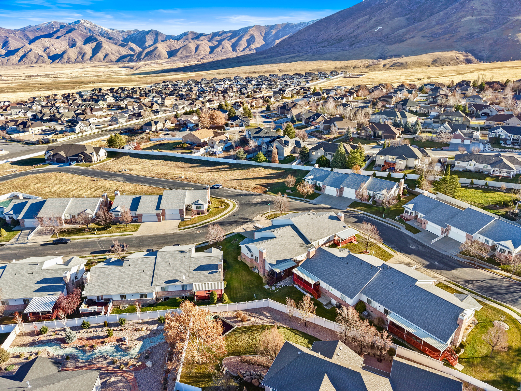 THE OAKS AT DEER HOLLOW - Residential