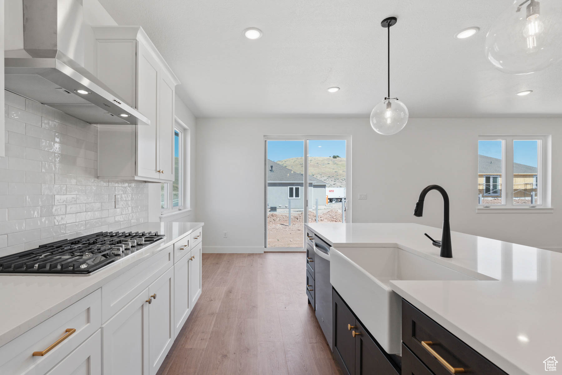 VISTAS AT SUMMIT RDG - Residential